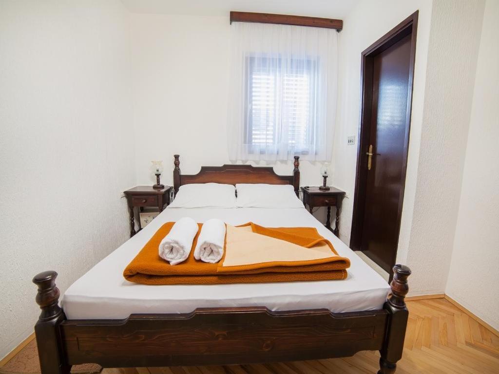Guest House 4M Petrovac Ruang foto