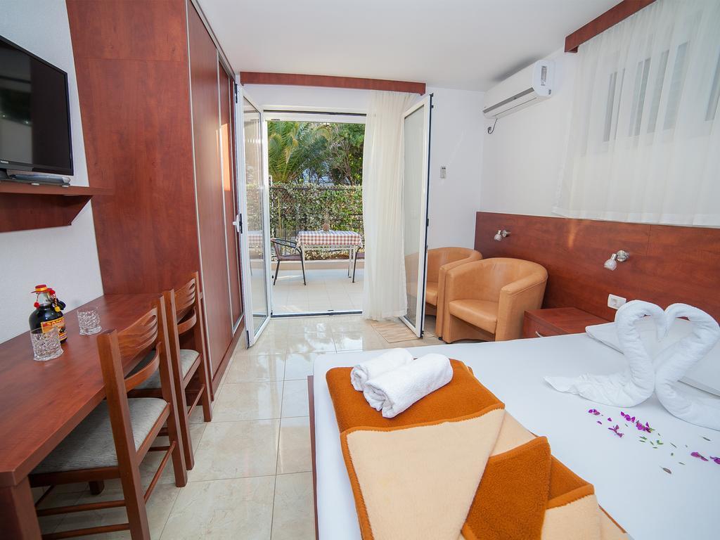 Guest House 4M Petrovac Ruang foto